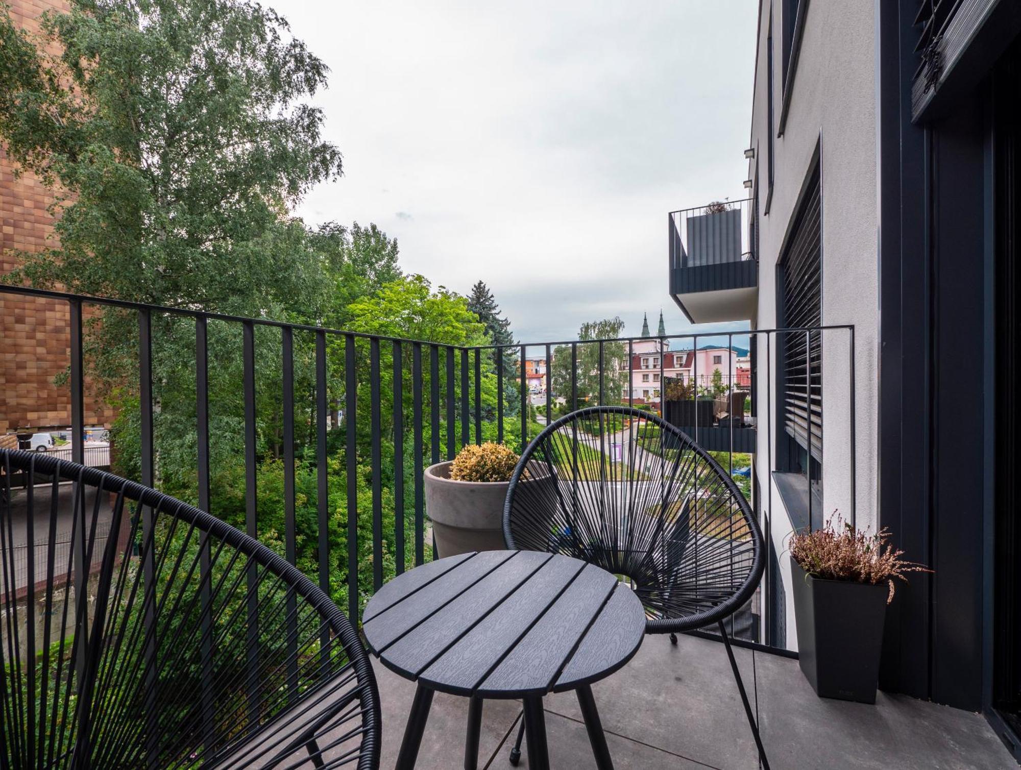 B10 Business Apartments Žilina Exteriör bild